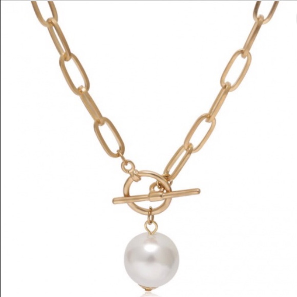 Baroque Pearl Pendant Gold Necklace